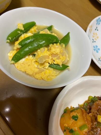 新玉ねぎとスナップエンドウの卵とじ