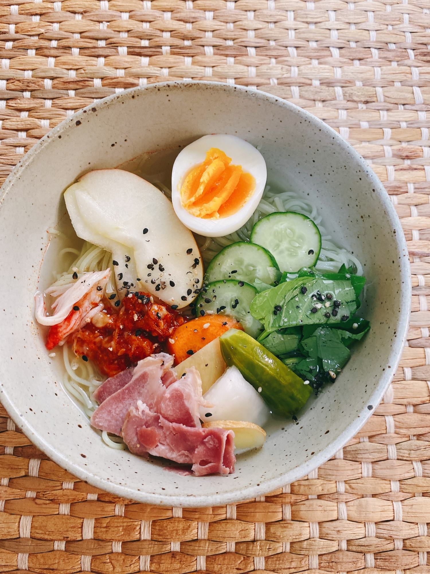 水キムチの汁を使って冷麺風