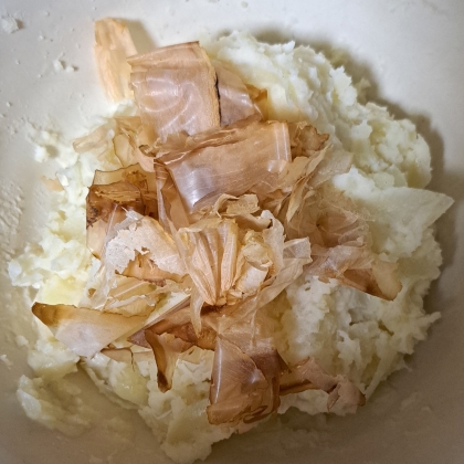 お家で再現！セ◯ンイレ◯ン風〜和風ポテトサラダ