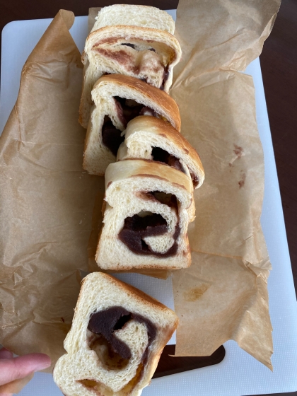 あん食パン