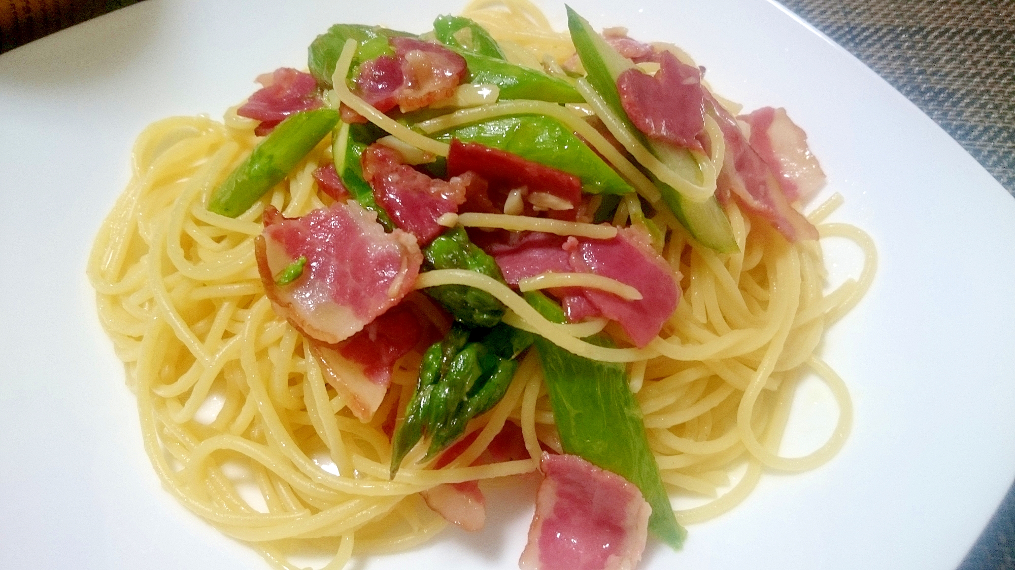 【アスパラとベーコンのペペロンチーノ】