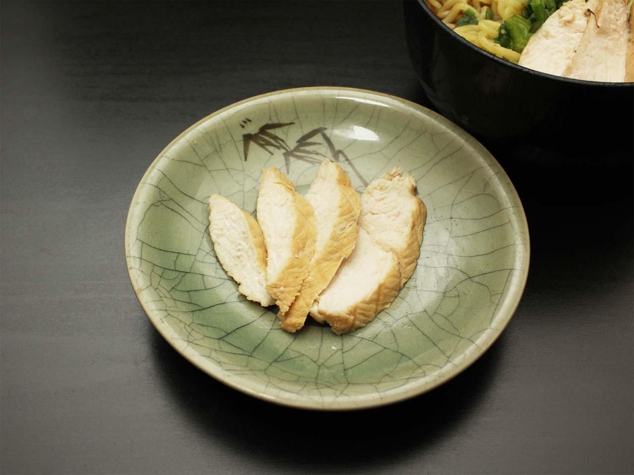 調味液＆茹で時間節約！「煮蒸し鶏」