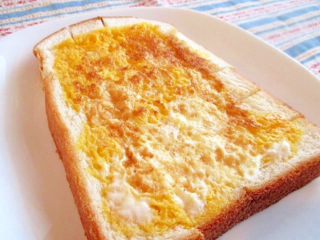 シンプルだけど新しい！たまごバタートースト♪