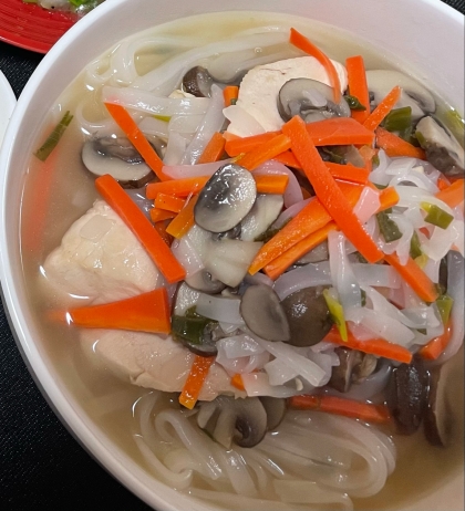 鶏肉のフォー