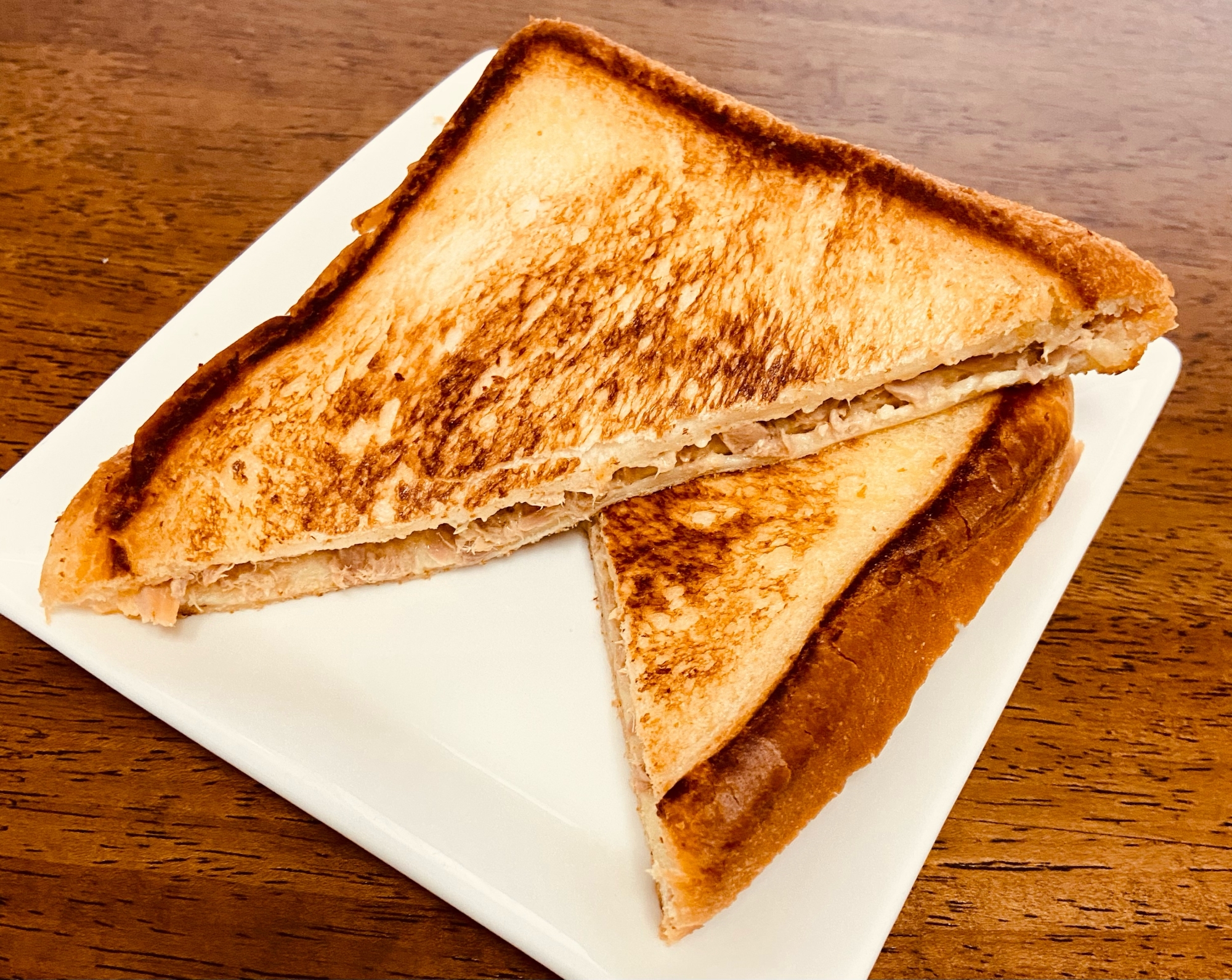 朝ごはんに！フライパンで！ツナマヨホットサンド