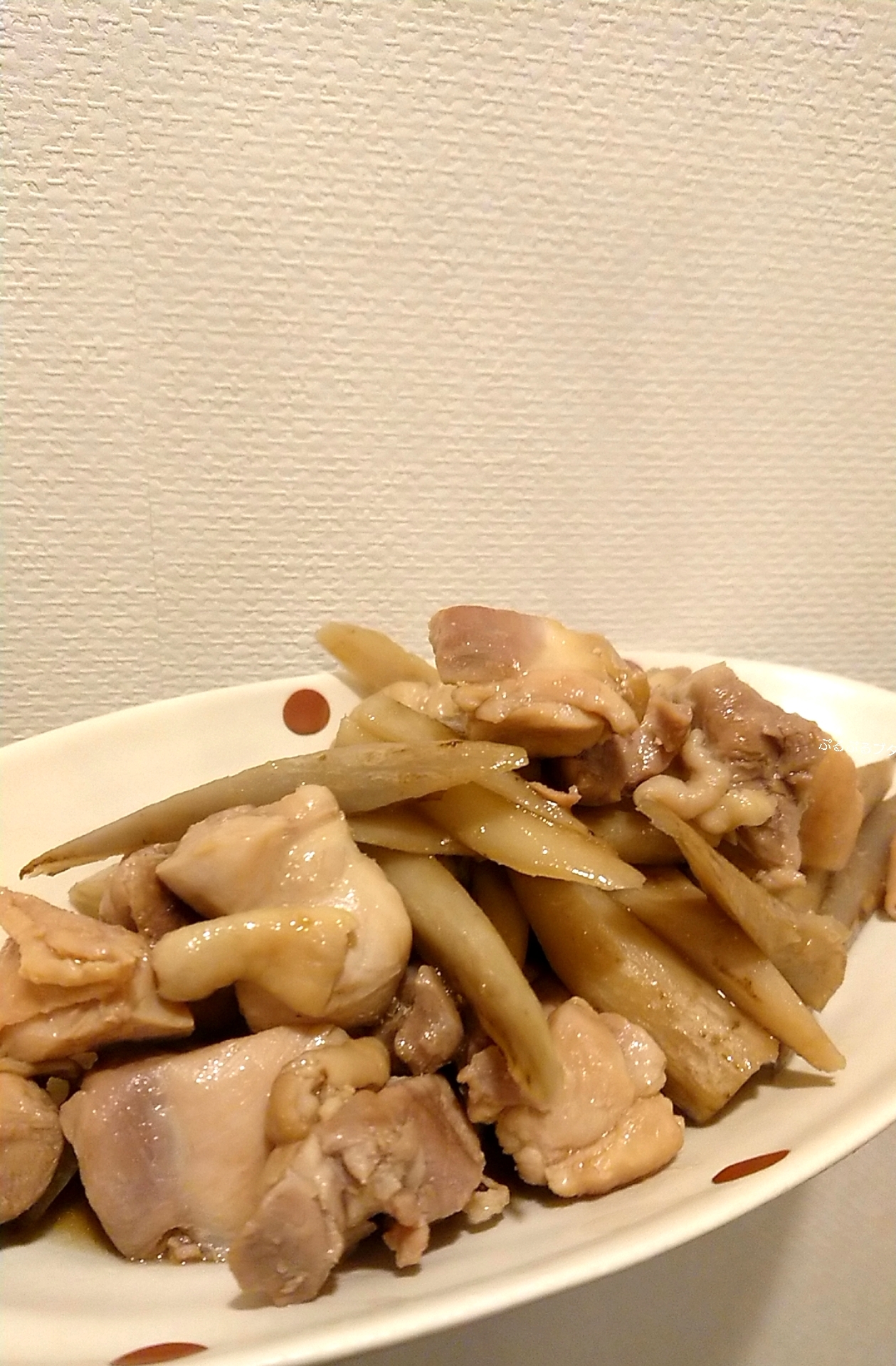 ごぼうと鶏肉だけの煮物！
